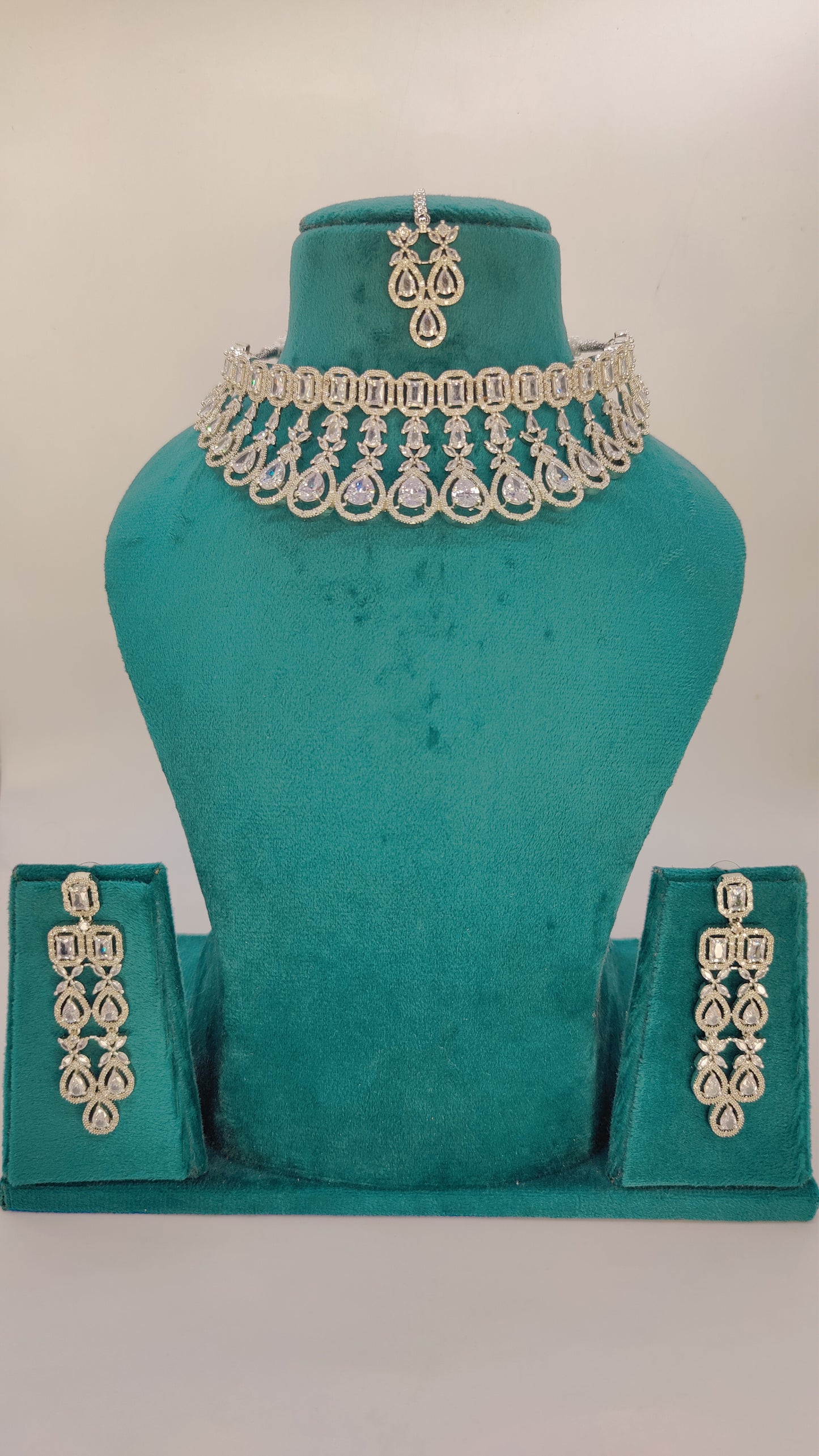 Glam CZ Choker Set: Dazzling Cubic Zirconia Necklace & Earrings