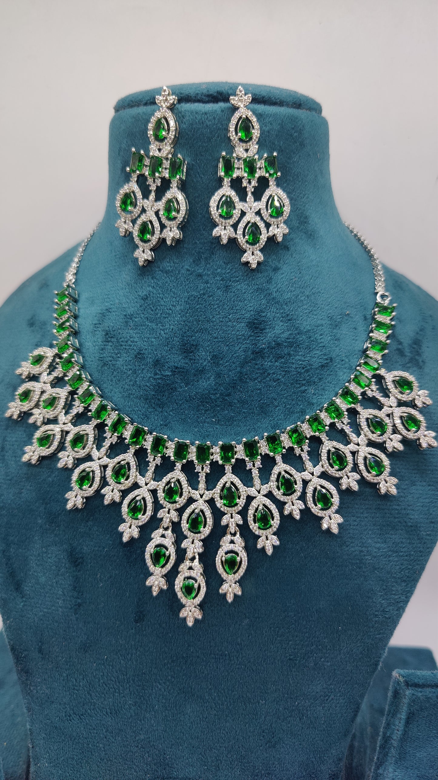 Alia CZ Necklace set