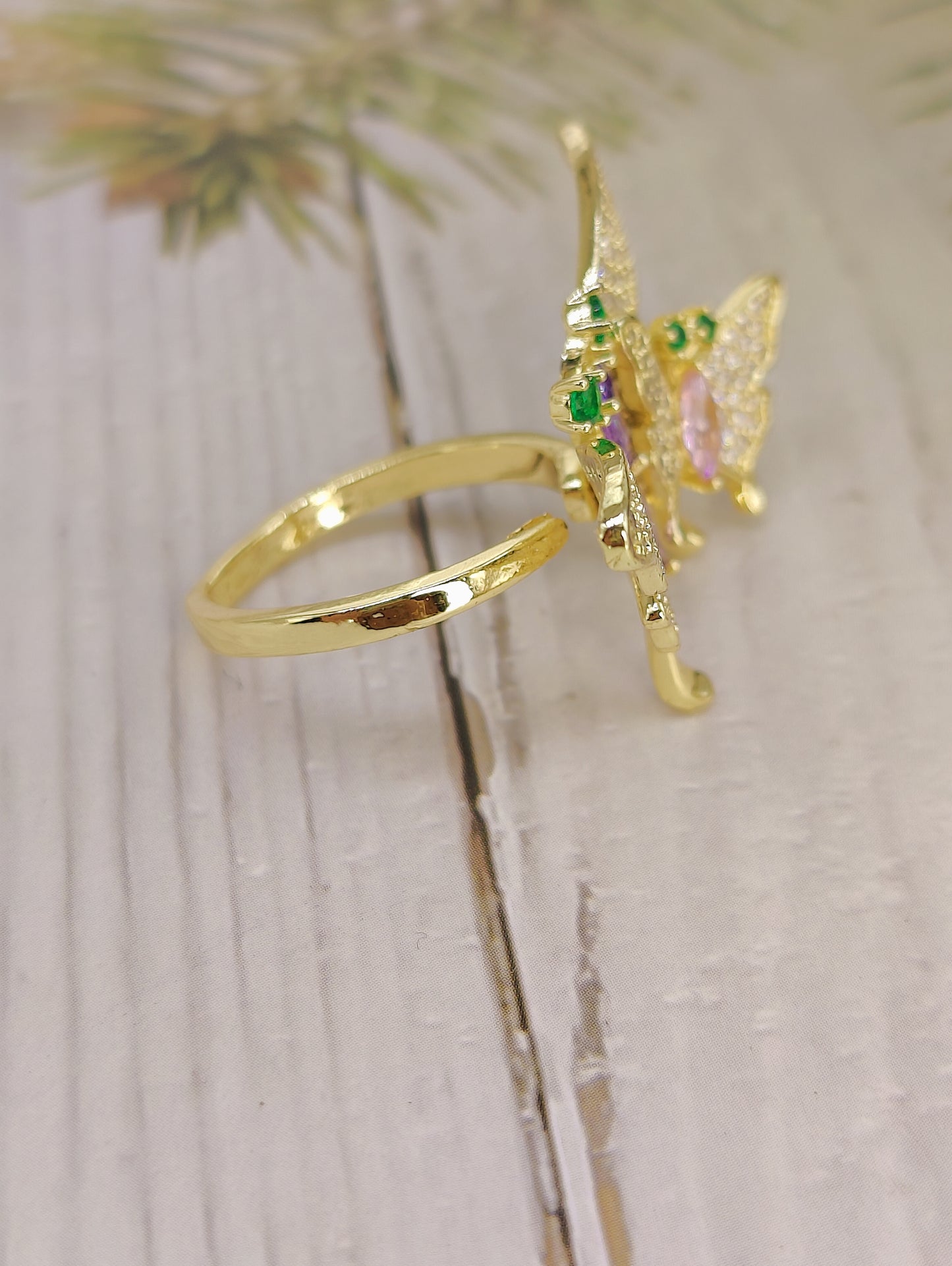 Beautiful CZ Butterfly style Ring