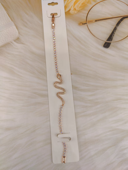 Rosegold Anti Tarnish Snake Style Chain Bracelet