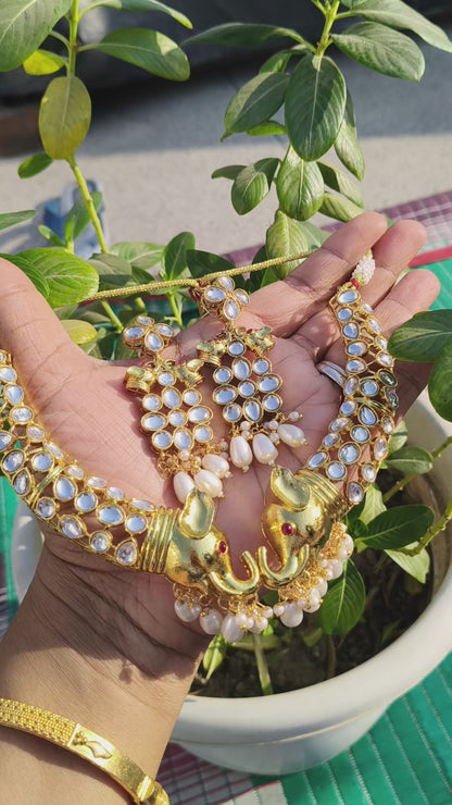 Akshiti Moissanite Necklace Set