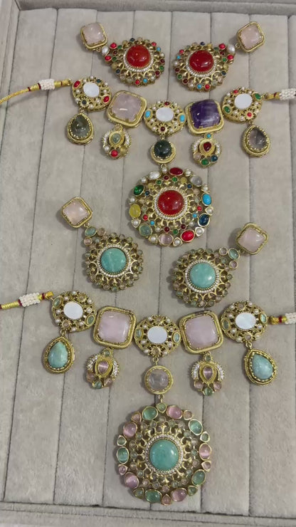 Asiya Doublet stones necklace set