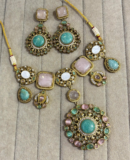 Asiya Doublet stones necklace set